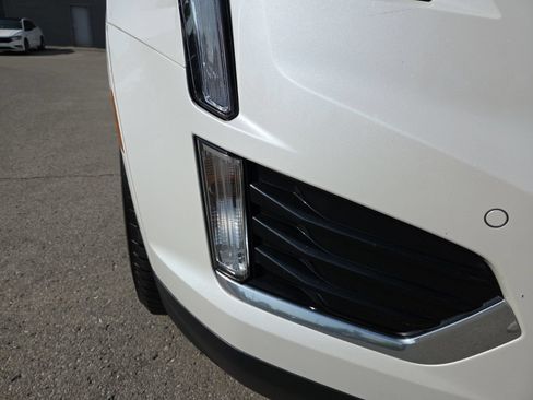 Used 2019 Cadillac XT5 Luxury FWD image 8