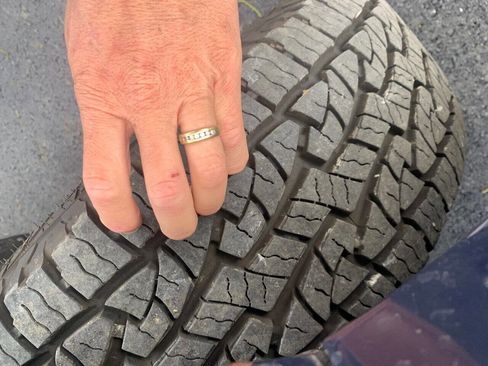 Used 2009 Nissan Pathfinder S image 15