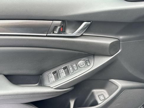 Used 2022 Honda Accord Sport Special Edition image 15