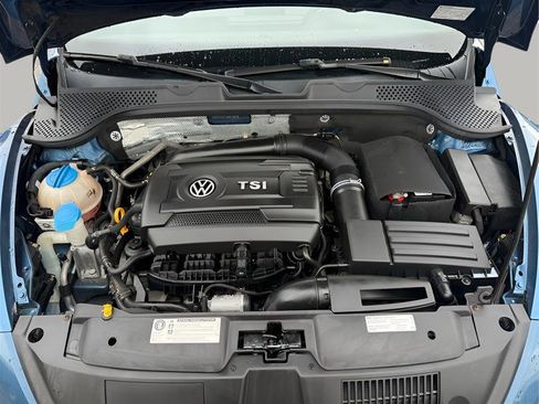 Used 2017 Volkswagen Beetle 1.8T S image 15