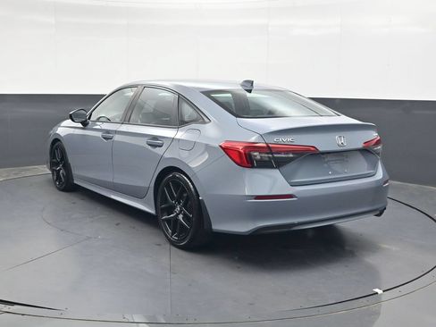 Used 2023 Honda Civic Sport image 6