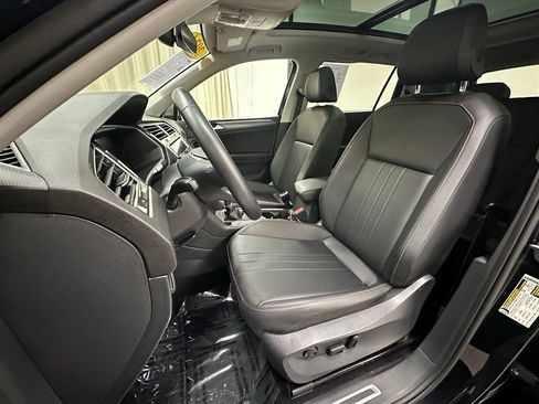 Used 2024 Volkswagen Tiguan Wolfsburg Edition image 28