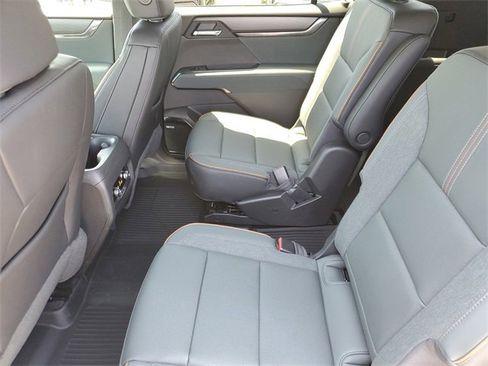 New 2025 GMC Acadia AT4 w/ Super Cruise Package image 17