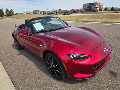 Used 2025 MAZDA MX-5 Miata Grand Touring w/ Weather Package image 18