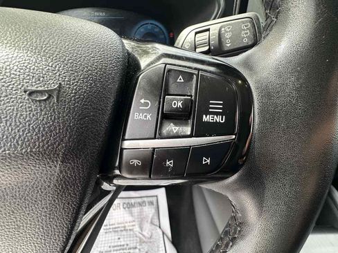 Used 2023 Ford Escape Platinum AWD/4WD image 16