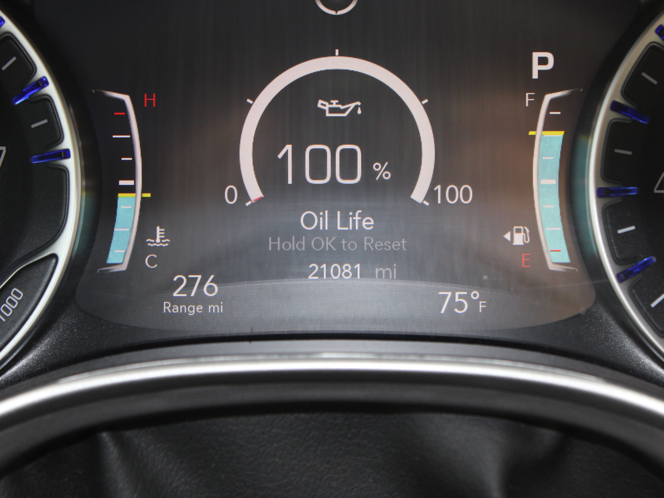 Used 2026 Chrysler Pacifica Select FWD image 12