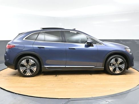 Used 2023 Mercedes-Benz EQE 350+ 4MATIC SUV w/ Exclusive Trim Package image 10