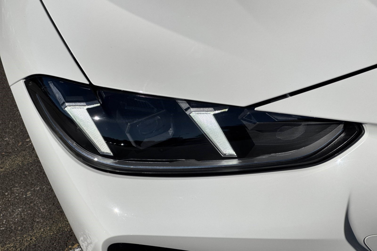 Used 2025 BMW 430i Coupe w/ M Sport Package RWD image 11