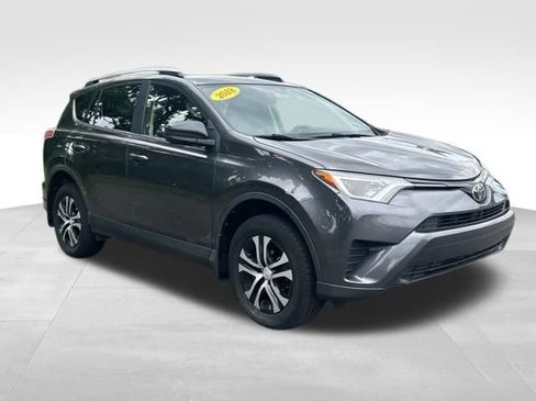 Used 2017 Toyota RAV4 LE w/ All Weather Liner Package AWD/4WD image 7