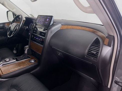 Used 2022 Nissan Armada SL w/ Captain's Chairs Package RWD image 33