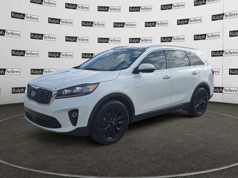 Used 2020 Kia Sorento EX image 2