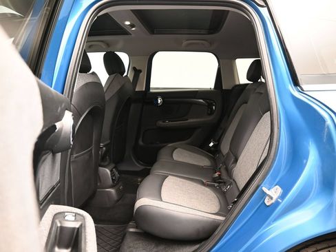 Used 2024 MINI Cooper Countryman S FWD image 11