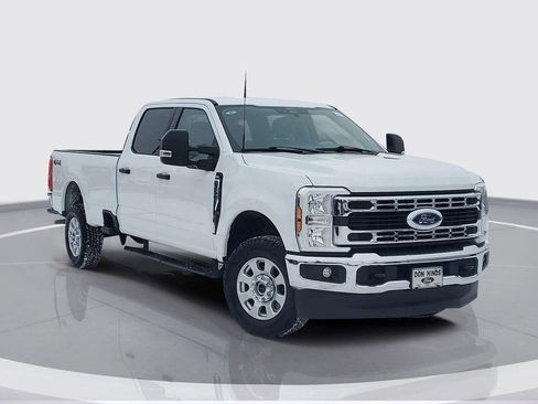 Certified 2024 Ford F250 XLT image 1