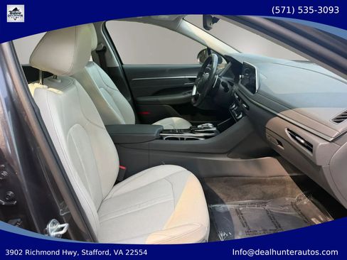 Used 2020 Hyundai Sonata Limited FWD image 17