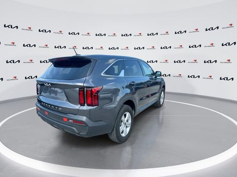 Used 2022 Kia Sorento LX AWD/4WD image 8