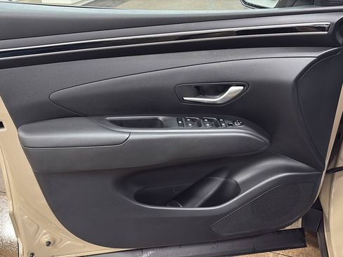 Used 2023 Hyundai Santa Cruz SEL Premium AWD/4WD image 4