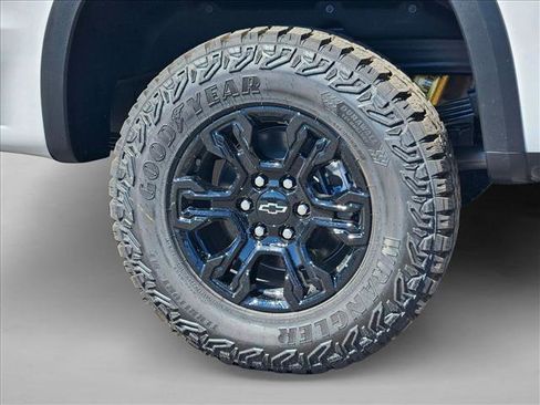 New 2026 Chevrolet Silverado 1500 ZR2 w/ LPO, Dark Essentials Package AWD/4WD image 11