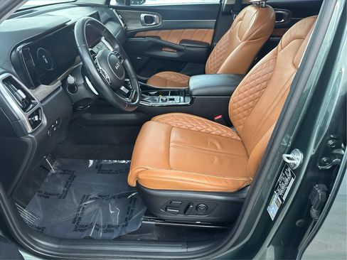 Used 2022 Kia Sorento SX Prestige w/ Rust Color Package AWD/4WD image 11