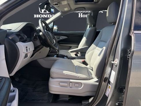 Used 2019 Honda Ridgeline RTL-E image 11