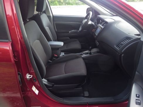 Used 2019 Mitsubishi Outlander Sport ES FWD image 15