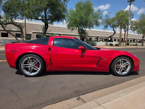 Used 2007 Chevrolet Corvette Z06 w/ Preferred Equipment Group RWD image 30