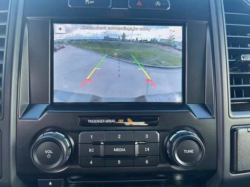 Used 2018 Ford F150 XL w/ Equipment Group 101A Mid AWD/4WD image 18
