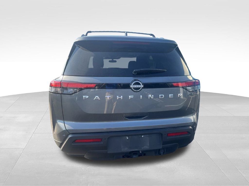 Used 2025 Nissan Pathfinder SV w/ SV Premium Package FWD image 8