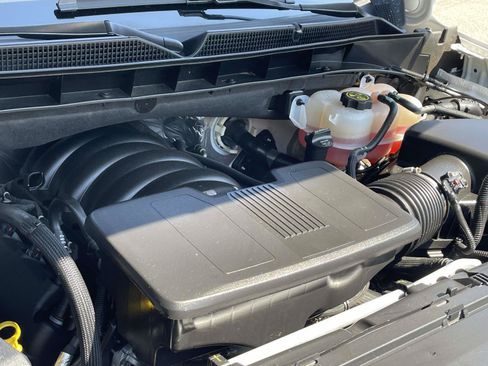 Used 2023 GMC Yukon Denali Ultimate AWD/4WD image 13