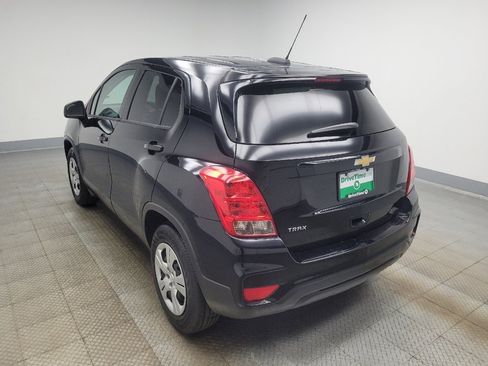 Used 2019 Chevrolet Trax LS w/ Tint and Cruise Package image 5