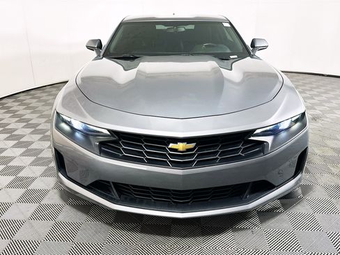 Used 2019 Chevrolet Camaro LS RWD image 8