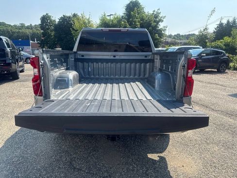 Used 2023 Chevrolet Silverado 1500 LT AWD/4WD image 6