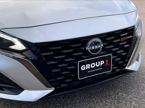 Used 2024 Nissan Altima 2.5 SR image 28