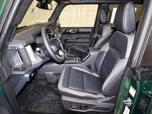 New 2025 Ford Bronco Outer Banks image 11