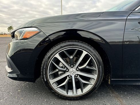 Used 2024 Honda Civic Touring image 10