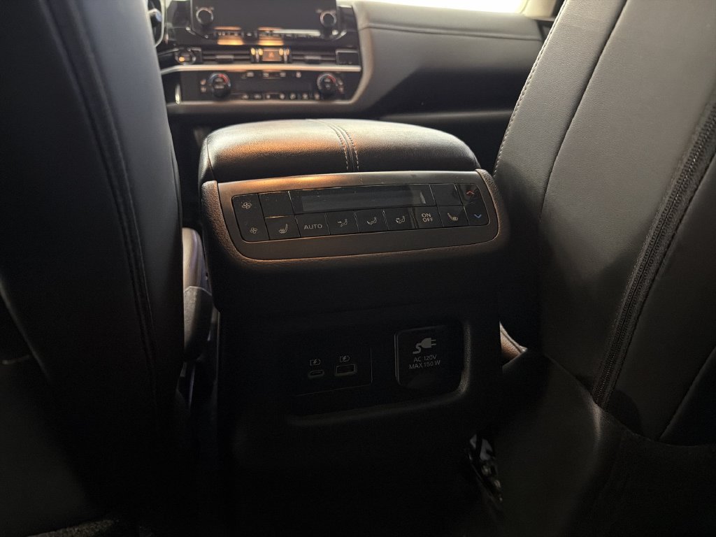 Certified 2025 Nissan Pathfinder Platinum w/ Lighting Package (N93) FWD image 21