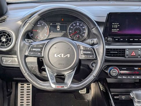 Used 2024 Kia Forte GT-Line w/ GT-Line Premium Package image 11