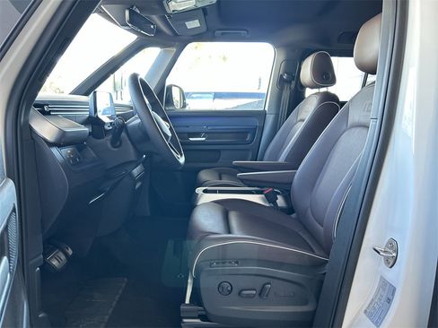 New 2025 Volkswagen ID. Buzz Pro S image 11