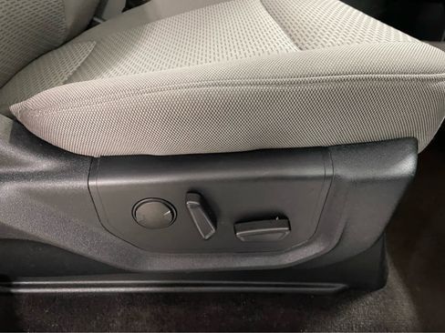 Used 2020 Ford F150 XLT w/ Equipment Group 302A Luxury AWD/4WD image 52