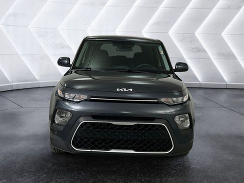 Used 2022 Kia Soul LX w/ Paint Protection Package FWD image 2