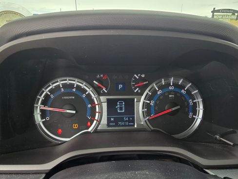 Used 2016 Toyota 4Runner SR5 Premium image 20