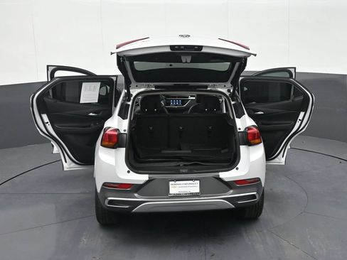 Certified 2023 Buick Encore GX Essence w/ Experience Buick Package FWD image 40