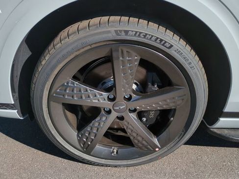 Certified 2025 Genesis GV70 2.5T w/ Sport Prestige Package image 10