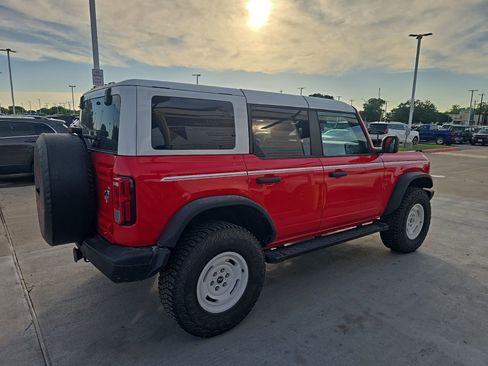 Used 2023 Ford Bronco Heritage Edition AWD/4WD image 3