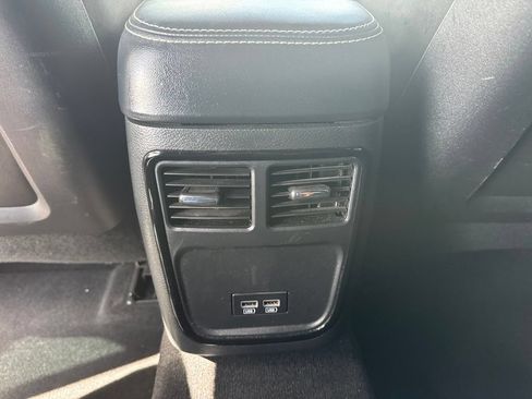 Used 2023 Chrysler 300 S RWD image 17