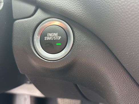 Used 2023 Chevrolet Equinox LT AWD/4WD image 28