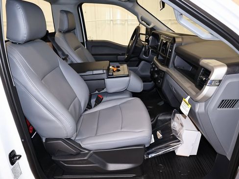 New 2026 Ford F550 2WD Regular Cab Super Duty image 13