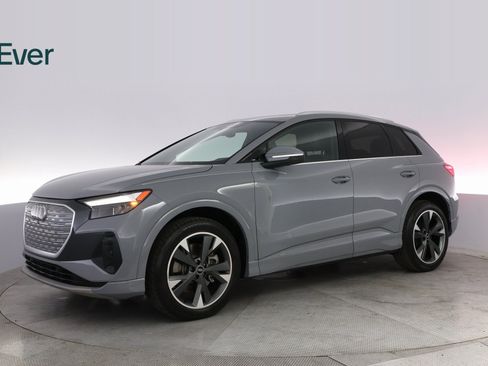 Used 2022 Audi Q4 e-tron Premium Plus image 15