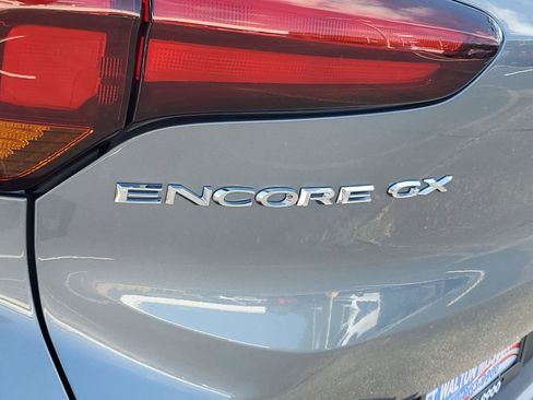 Used 2022 Buick Encore GX Select FWD image 27