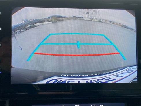 Certified 2023 Toyota Sienna LE image 17