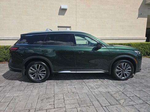 Certified 2026 INFINITI QX60 Luxe w/ Cargo Package FWD image 3
